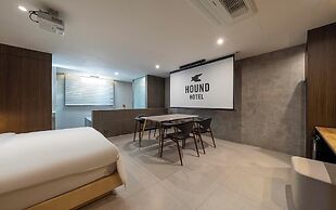 Suwon Hound Hotel