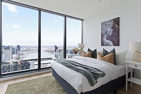 A Cozy 2BR Apt With Harbour Views, Free Parking