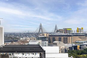 A Comfy & Spacious 2BR Apt Harbour View
