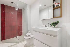 Modern & Cozy 2BR Apartment Close to Melbourne Uni