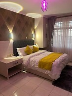 Bijou Hotel Mlolongo