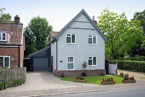 Detached House in Quiet Village - Pets Allowed