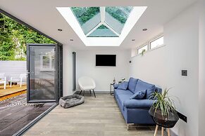 Detached House in Quiet Village - Pets Allowed