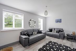 Detached House in Quiet Village - Pets Allowed
