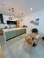 Casa Tawny