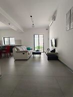 Pembroke Double Room with Private Bath