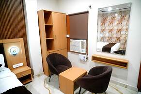 HOTEL DIVINE STAY