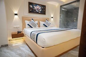PRIVILON HOTEL ISCON