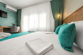Thaya Rooms