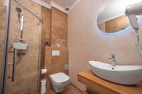 Thaya Rooms