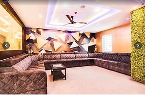 Ravila Grand Hotel