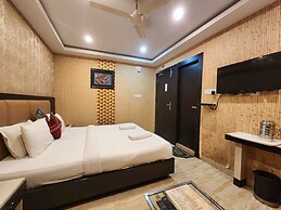 Hotel Orchid Plaza