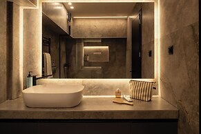 FOS Premium Apartments by halu