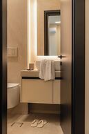 FOS Premium Apartments by halu