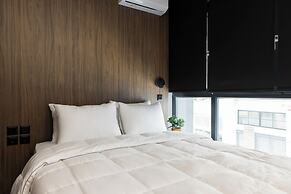 FOS Premium Apartments by halu