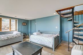 Spacious Riverfront Home w/ Dock in St Clair!