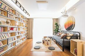 Book and Bed-People's Square