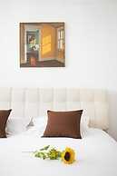 Book and Bed-People's Square