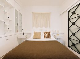 Book and Bed-People's Square