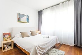 Book and Bed-People's Square