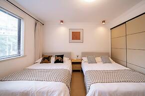 Book and Bed-People's Square