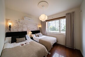 Book and Bed-People's Square