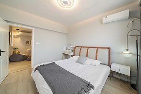 Book and Bed-People's Square