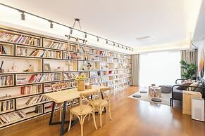 Book and Bed-People's Square