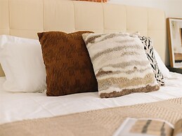 Book and Bed-People's Square