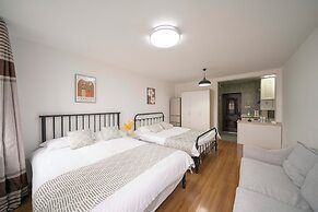 Book and Bed-People's Square