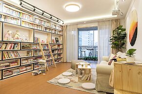 Book and Bed-People's Square