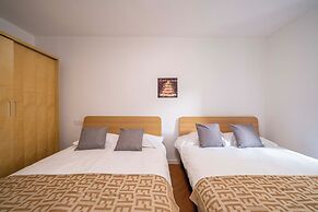 Book and Bed-People's Square