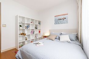 Book and Bed-People's Square