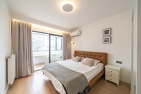 Book and Bed-People's Square