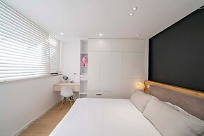 Book and Bed-People's Square