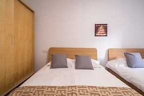 Book and Bed-People's Square