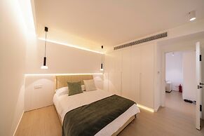 Book and Bed-People's Square