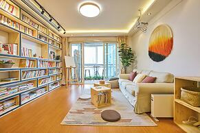 Book and Bed-People's Square