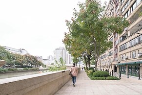 Book and Bed-People's Square