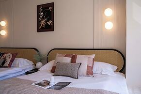 Book and Bed-People's Square