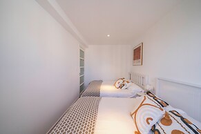 Book and Bed-People's Square
