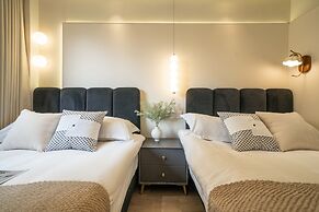 Book and Bed-People's Square