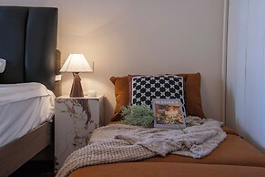 Book and Bed-People's Square