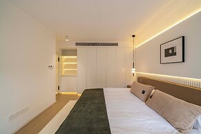 Book and Bed-People's Square