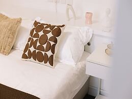 Book and Bed-People's Square