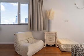 Book and Bed-People's Square