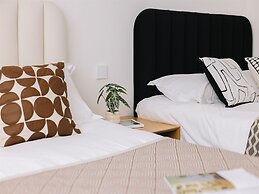 Book and Bed-People's Square