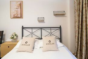 Book and Bed-People's Square