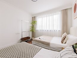 Book and Bed-People's Square