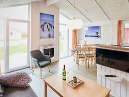 4 Star Holiday Home in Friedrichkoog